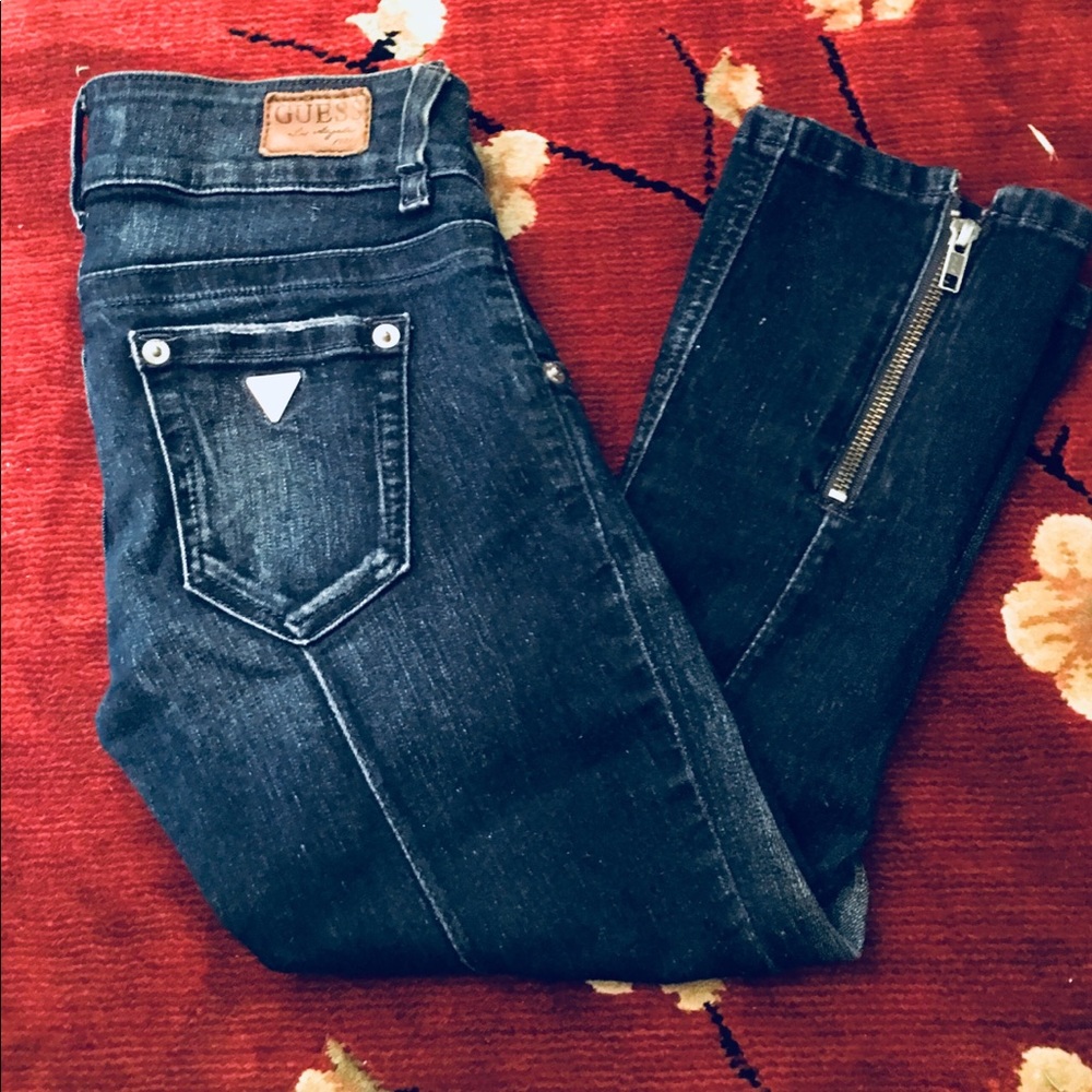 Butt Lifting Guess Crop Stretch Jeans